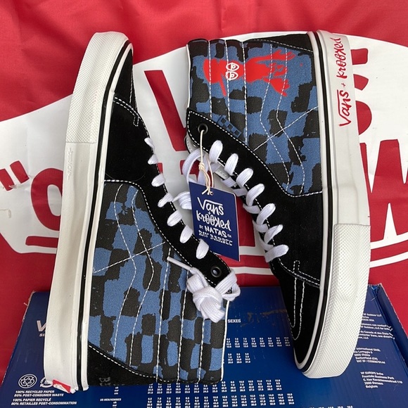 Vans Skate Sk8-Hi
(Krooked By Natas For Ray
VNOA5FCCAPG
Men’s sneakers - Picture 13 of 16